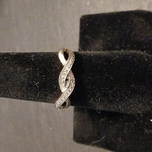 Gold tone diamond chip ring